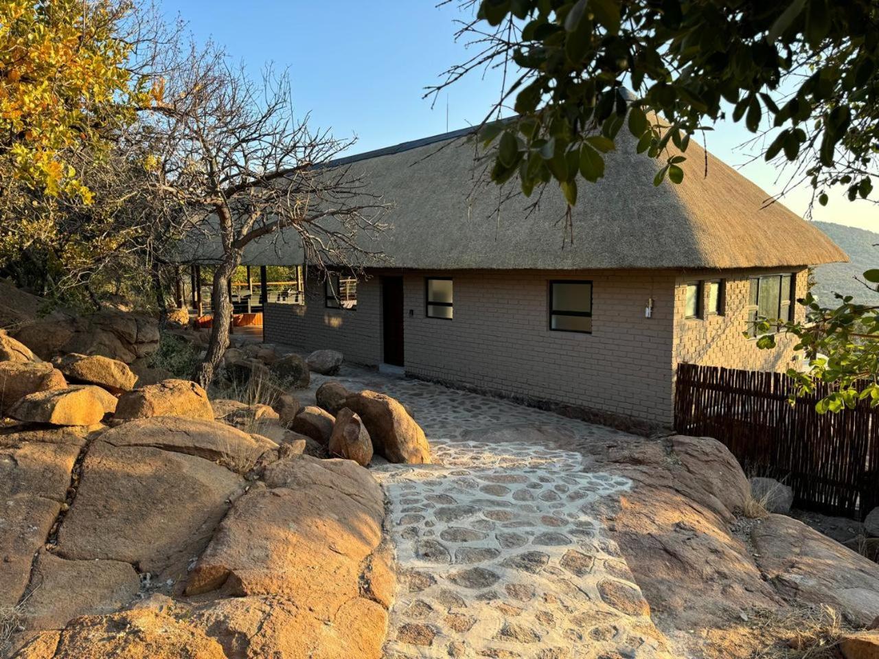 Thula-Thula Private Game Lodge Mabalingwe Bela-Bela Exterior foto