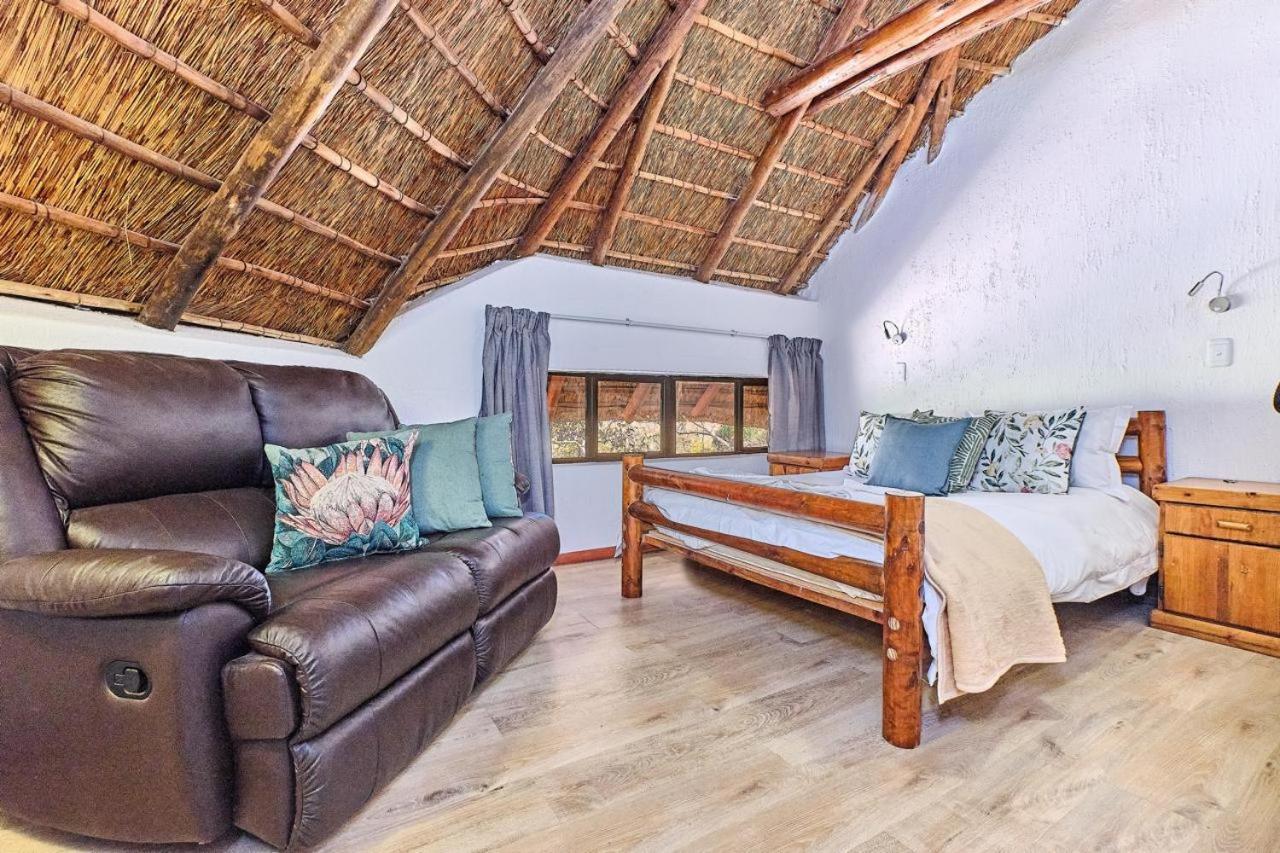 Thula-Thula Private Game Lodge Mabalingwe Bela-Bela Exterior foto